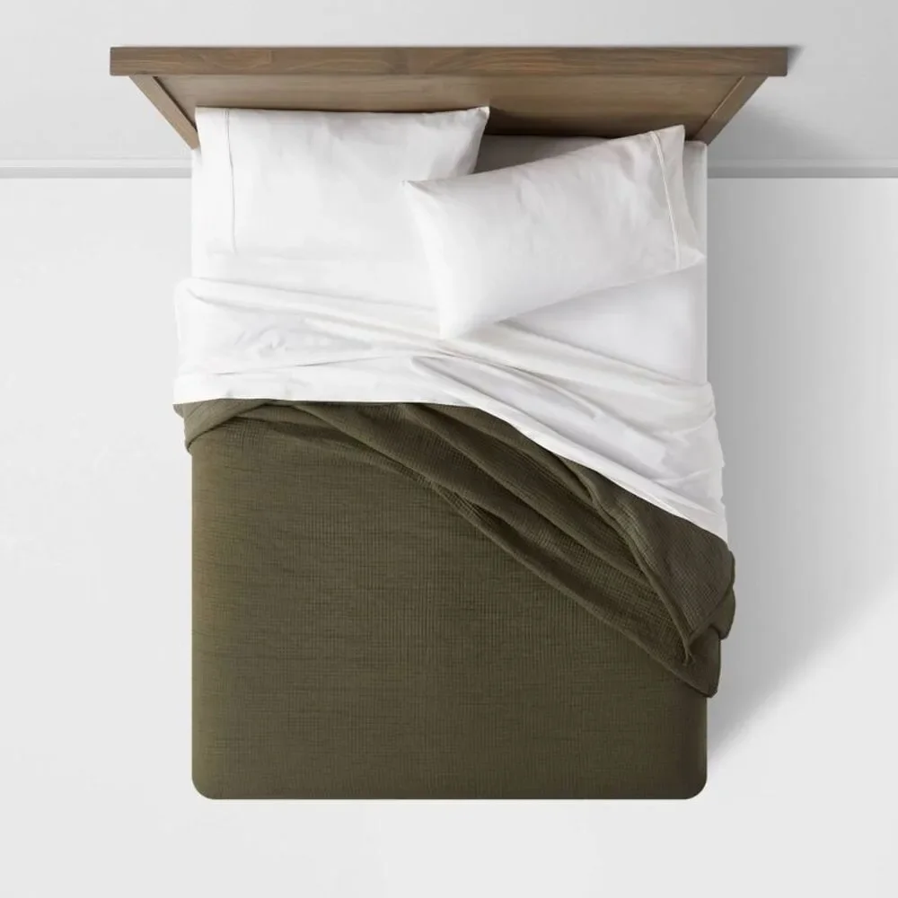 Threshold Olive Green Quilted Cotton Bedspread